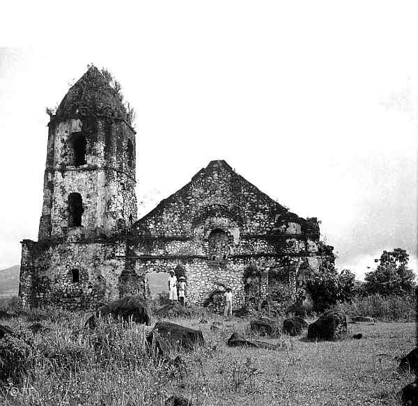 Old Image of Cagsawa Church, Daraga